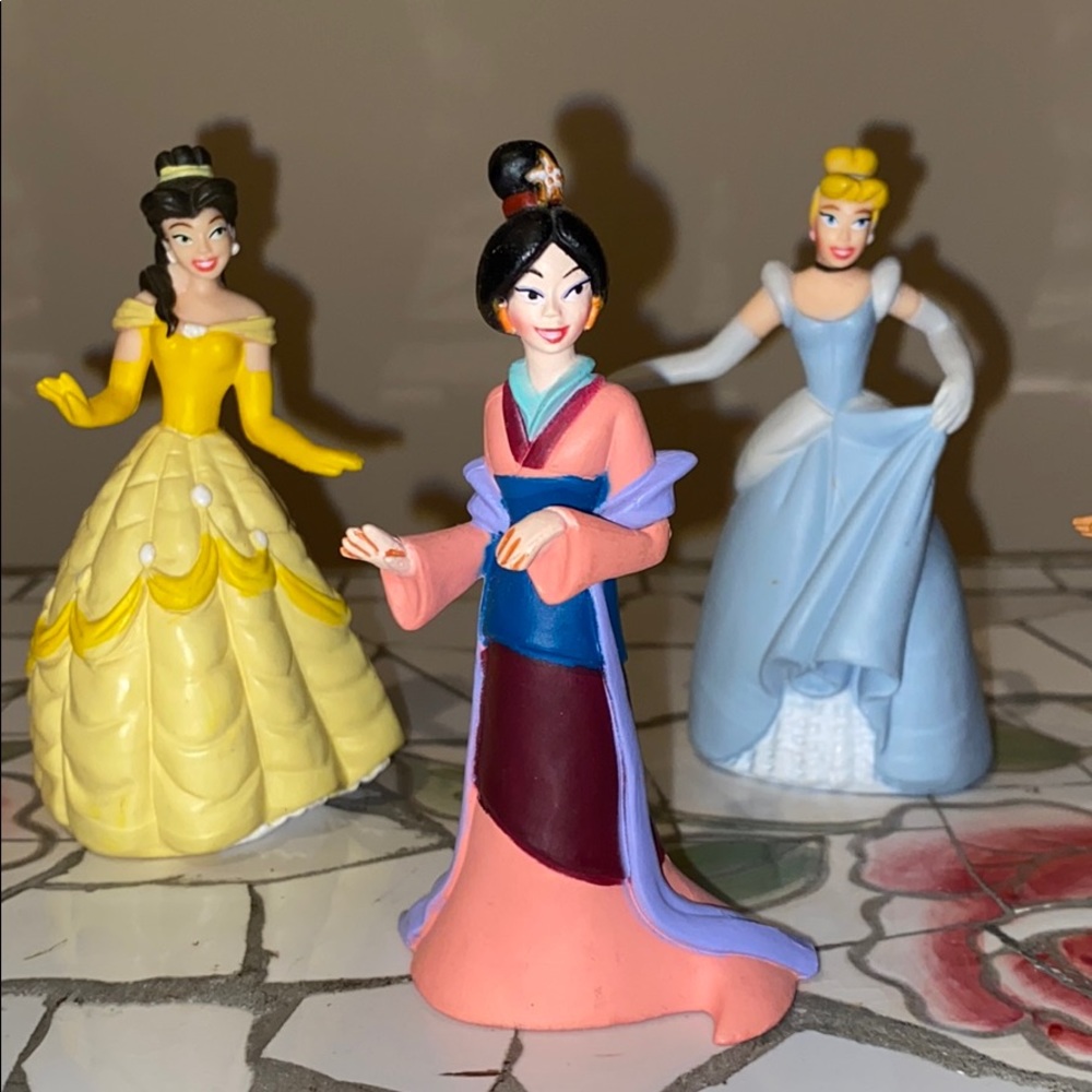 Disney Store Princess Figurine Figures Set of 6 - Picture 2 of 3